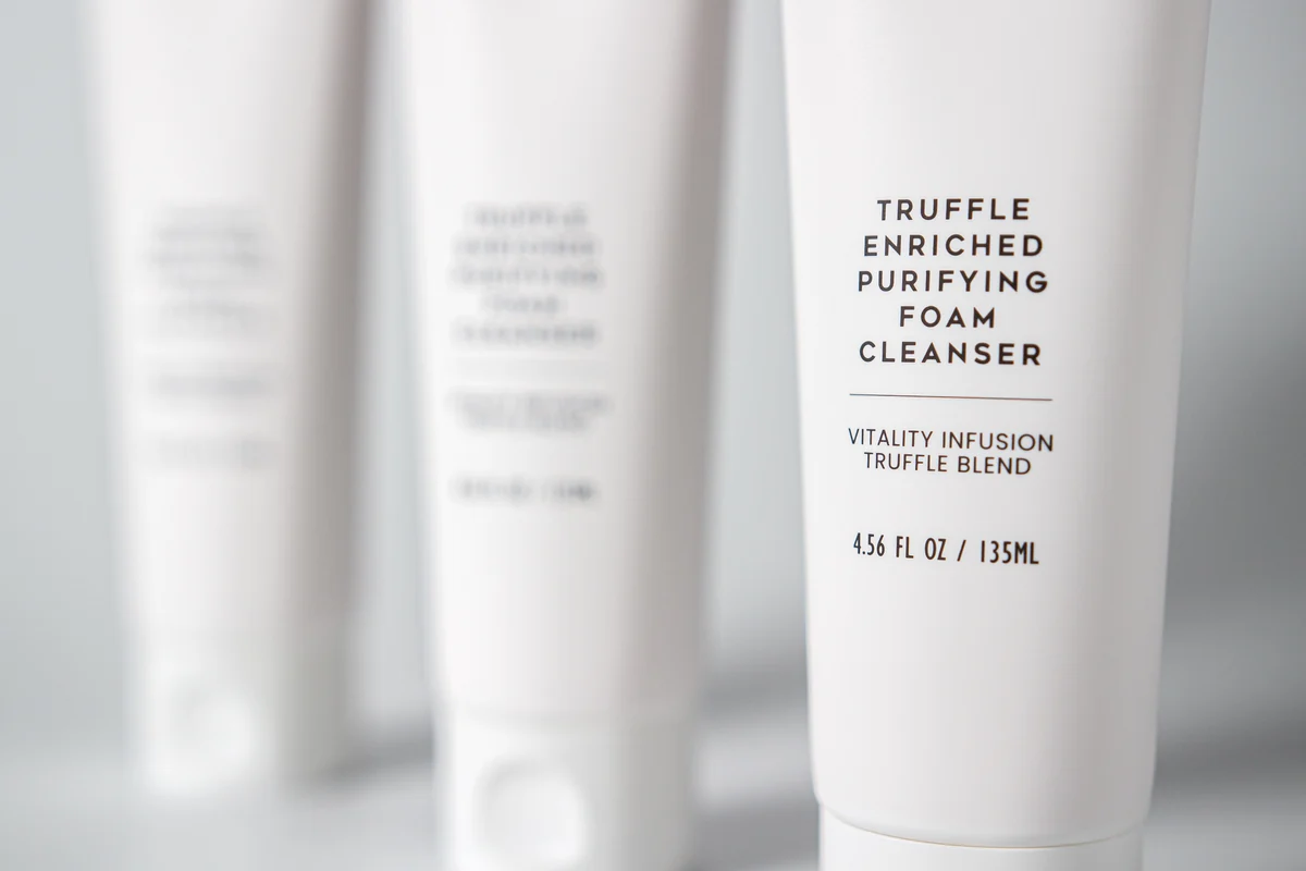 White Truffle Purifying Foam Cleanser